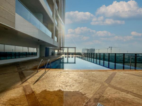 Chic 1 Bed Getaway in Al Jaddaf Easy City Access